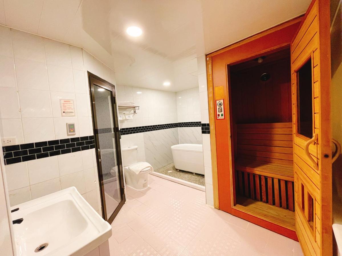 Joy Garden Hotel Kaohsiung Dış mekan fotoğraf