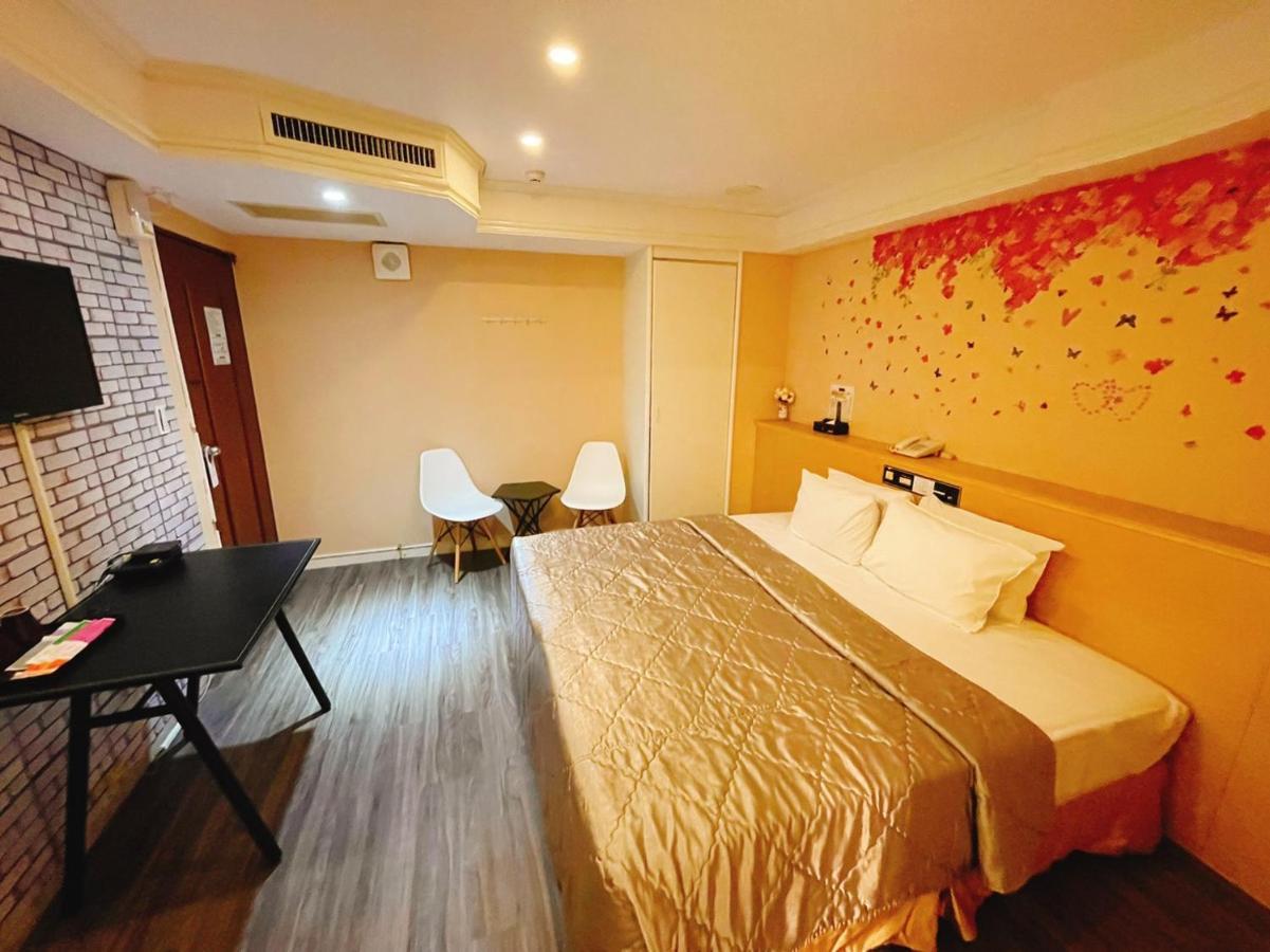 Joy Garden Hotel Kaohsiung Dış mekan fotoğraf