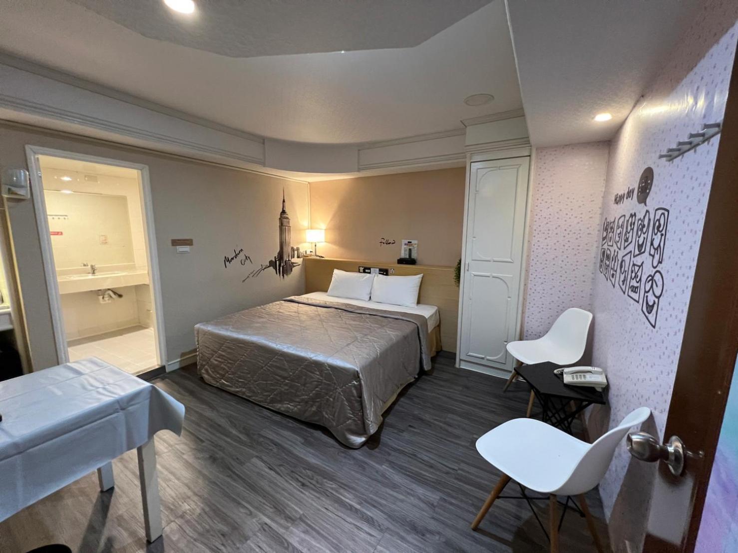 Joy Garden Hotel Kaohsiung Dış mekan fotoğraf
